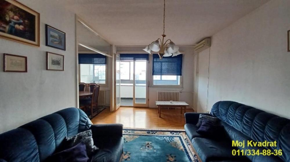 Stan na prodaju u Beogradu, Novi Beograd blok 61, trosoban, 75m2, cena 239000 evra