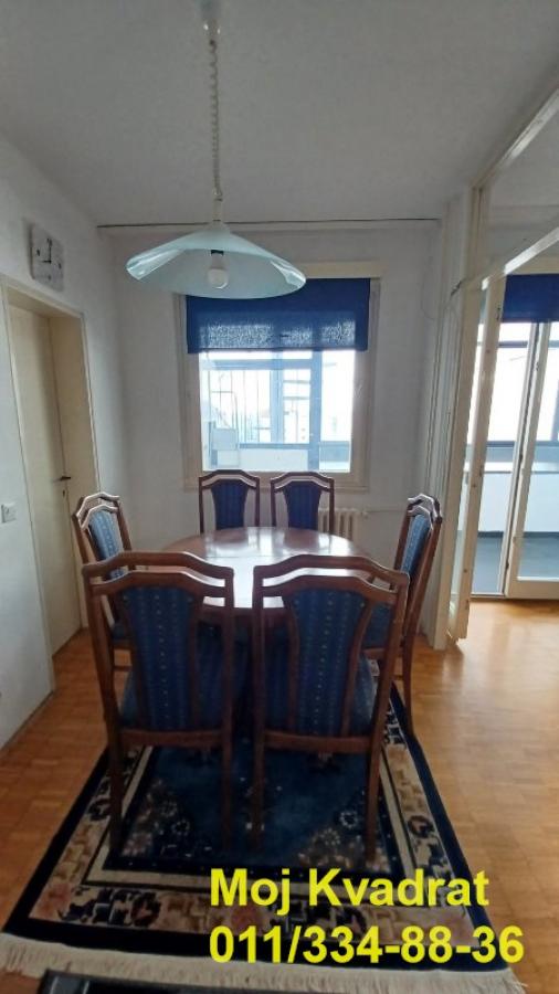 Stan na prodaju u Beogradu, Novi Beograd blok 61, trosoban, 75m2, cena 239000 evra