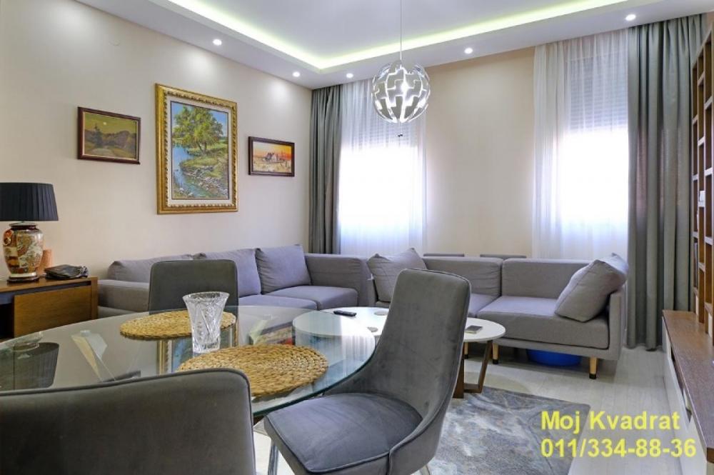 Stan na prodaju u Beogradu, Vukov spomenik, dvosoban, 43m2, cena 197000 evra