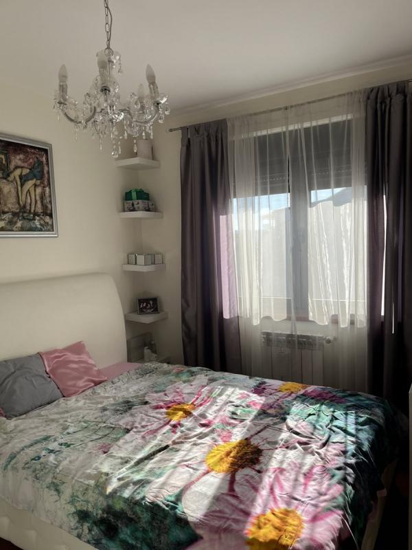 Stan na prodaju u Beogradu, Voždovac, trosoban, 61m2, cena 249000 evra