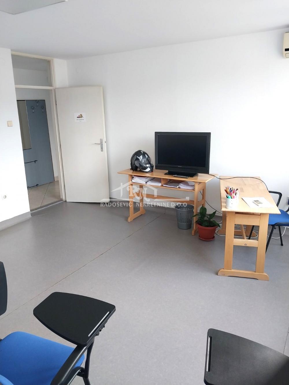 Stan na prodaju u Beogradu, Voždovac, dvosoban, 57m2, cena 185000 evra