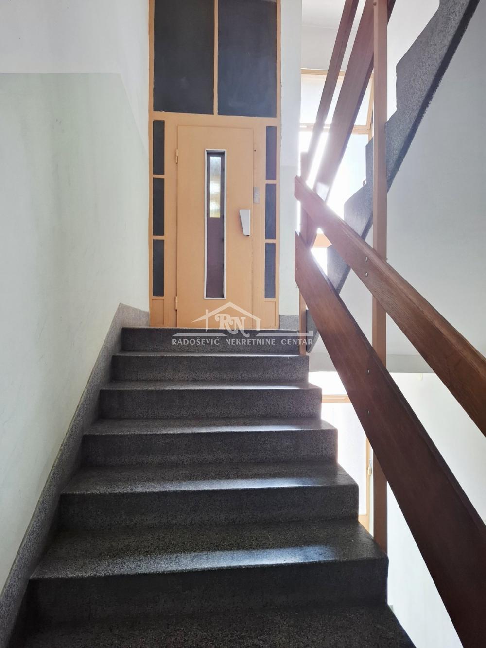 Stan na prodaju u Beogradu, Vračar, 25m2, cena 155000 evra