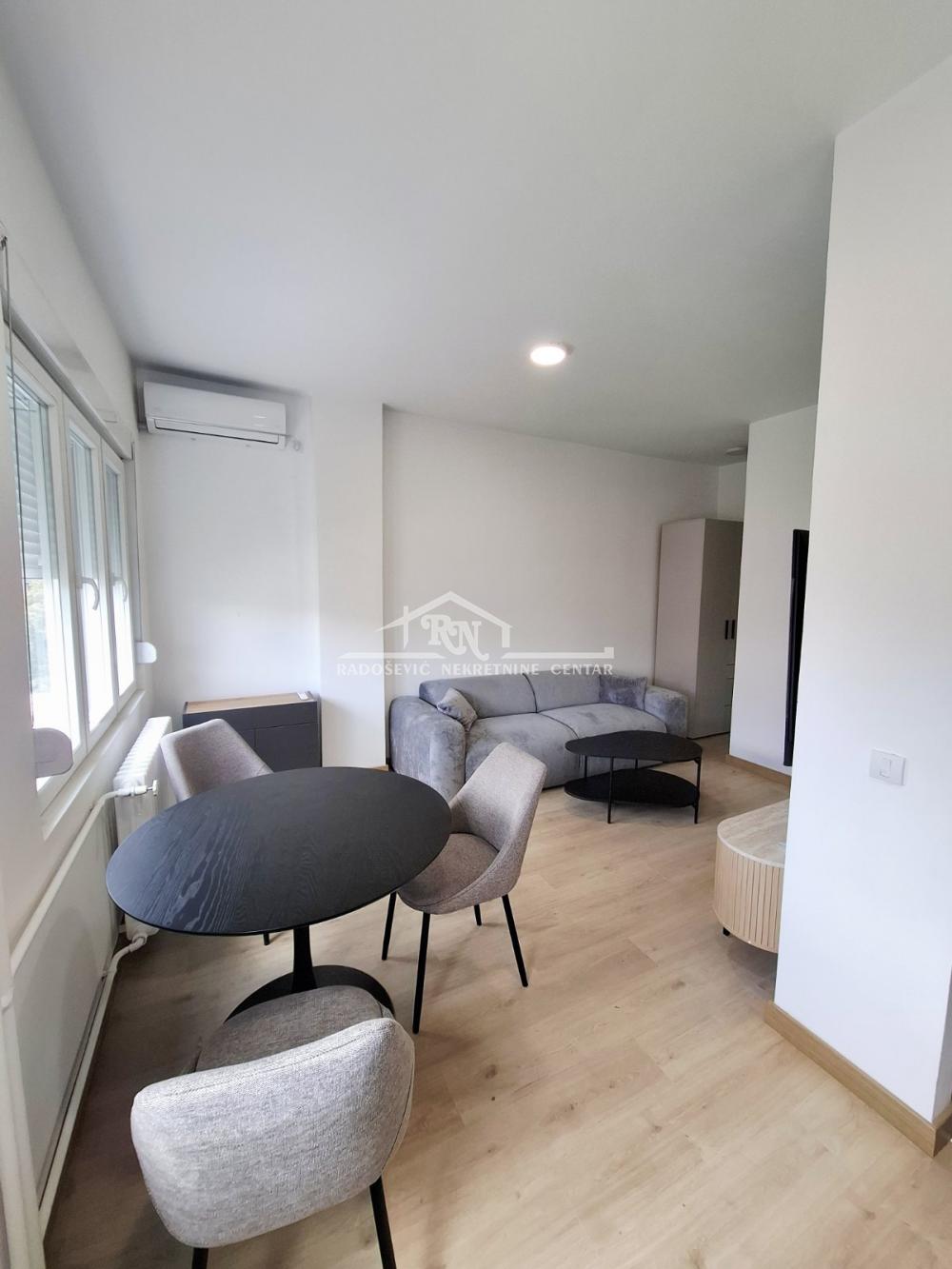 Stan na prodaju u Beogradu, Vračar, 25m2, cena 155000 evra