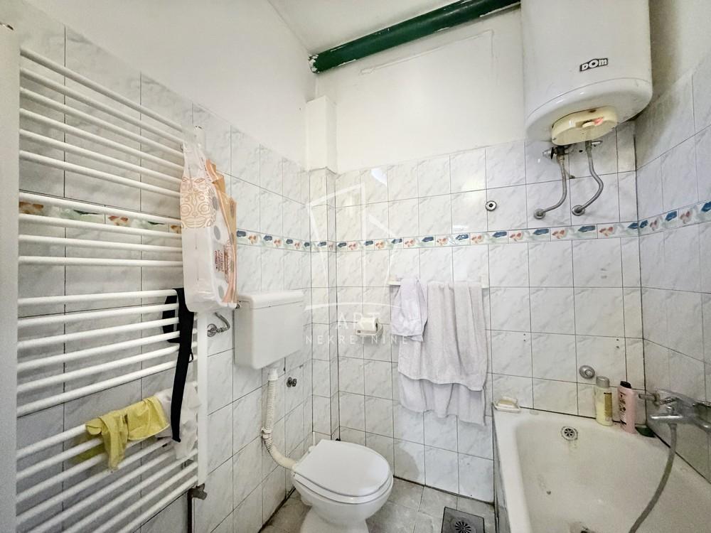 Stan na prodaju u Beogradu, Mirijevo, dvosoban, 53m2, cena 130000 evra