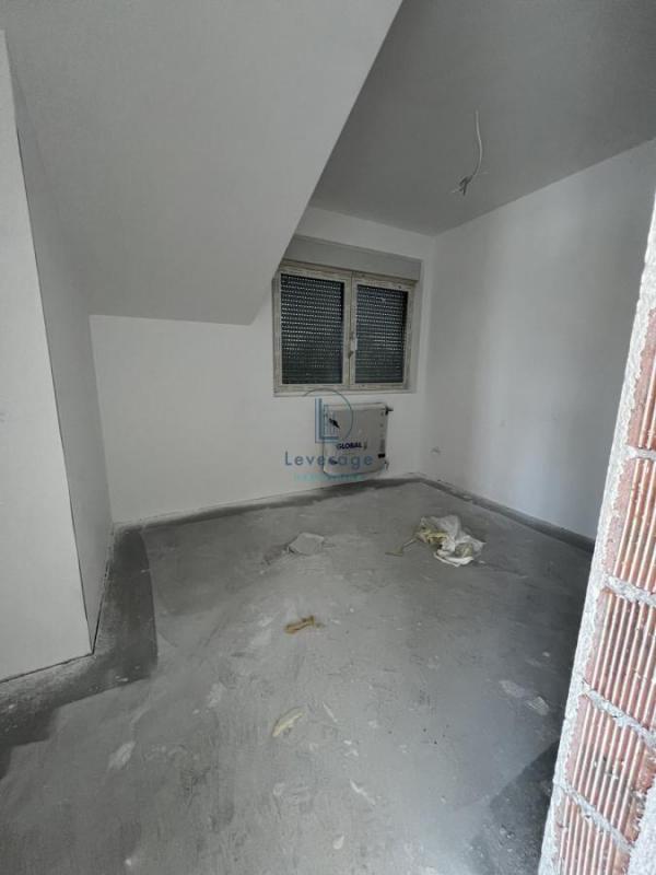 Stan na prodaju u Beogradu, Zemun, troiposoban, 99m2, cena 280000 evra