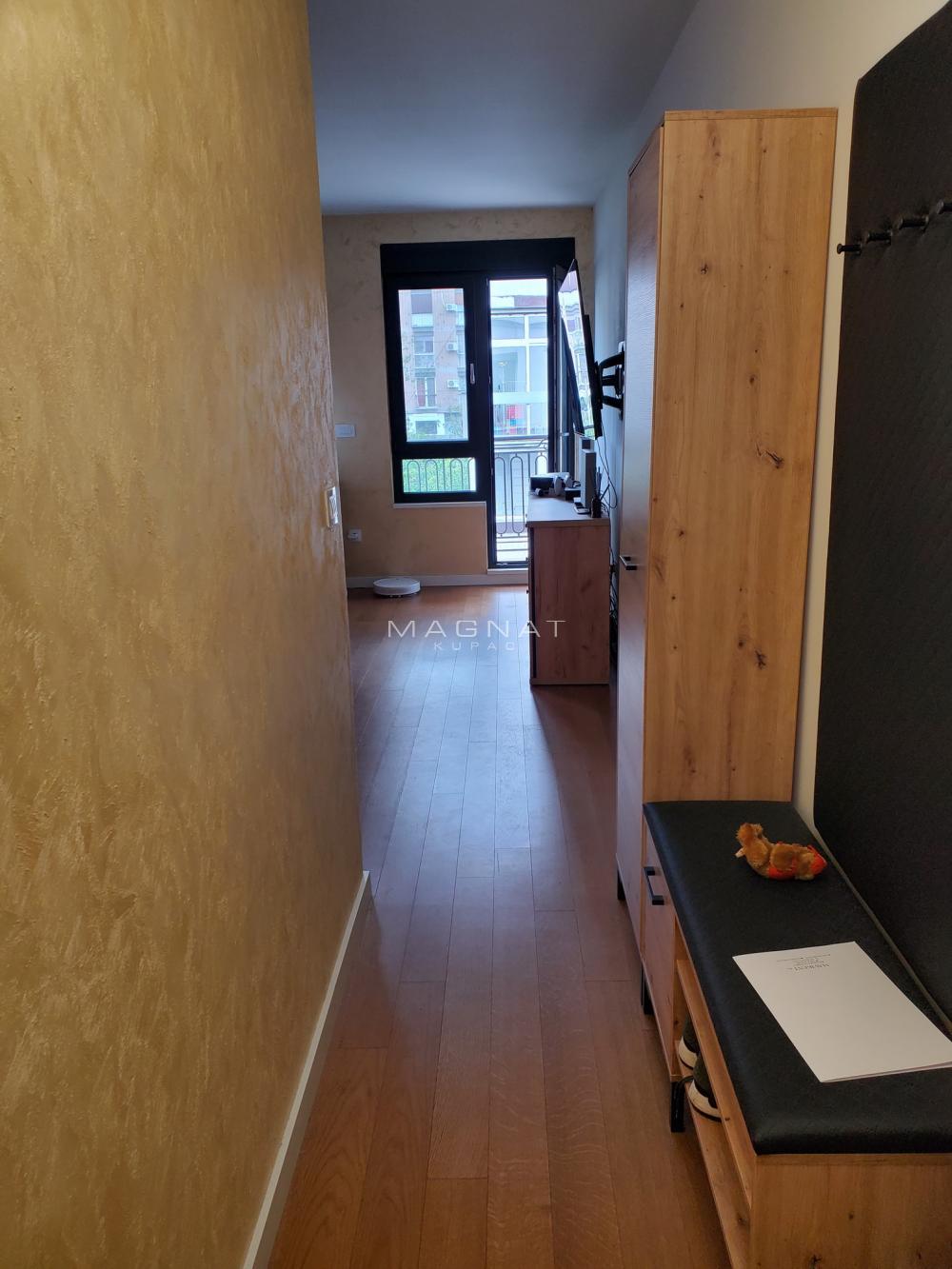 Stan na prodaju u Beogradu, Stari grad, dvosoban, 40m2, cena 249990 evra