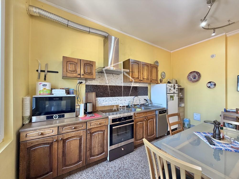 Stan na prodaju u Beogradu, Vračar (Hram), dvosoban, 56m2, cena 315000 evra