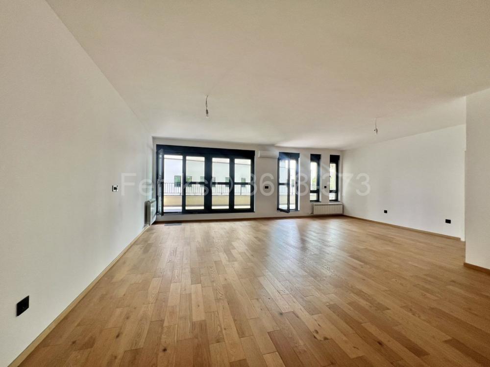 Stan na prodaju u Beogradu, Bogoslovija, dvosoban, 88m2, cena 375000 evra