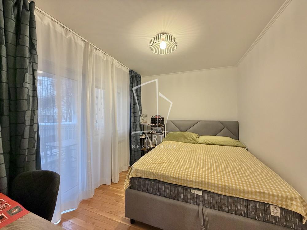 Stan na prodaju u Beogradu, Vračar, dvoiposoban, 53m2, cena 267000 evra