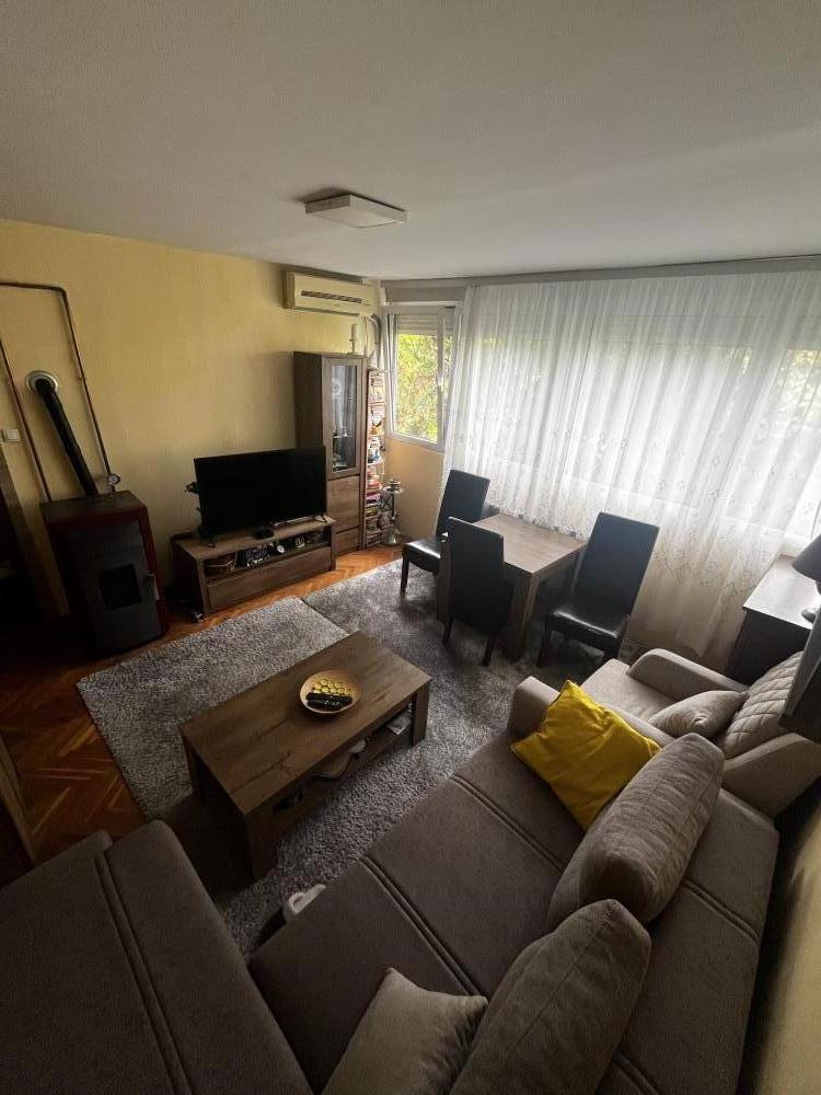 Stan na prodaju u Beogradu, Braće Jerković, trosoban, 69m2