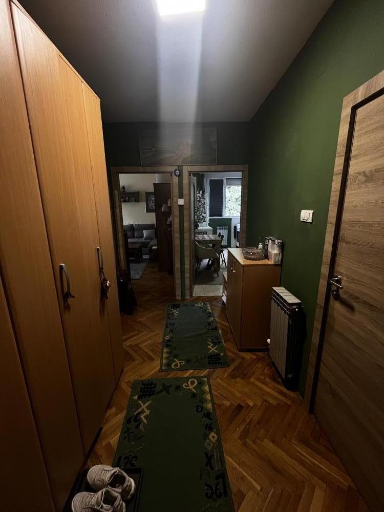Stan na prodaju u Beogradu, Braće Jerković, trosoban, 69m2