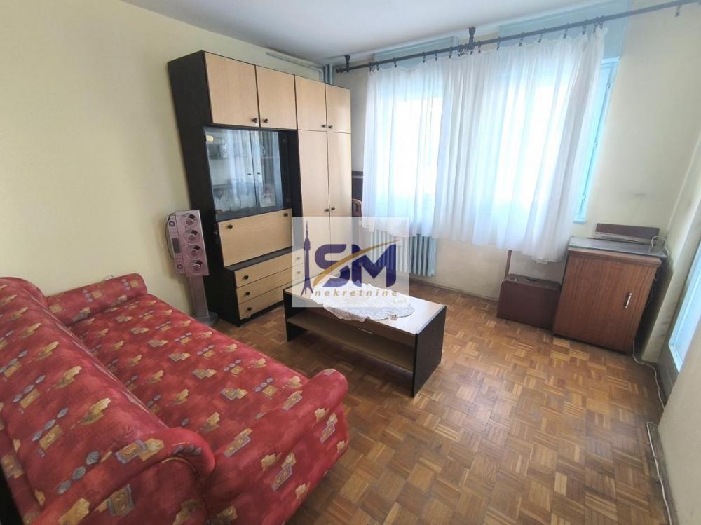 Stan na prodaju u Beogradu, Braće Jerković, dvoiposoban, 72m2, cena 203000 evra