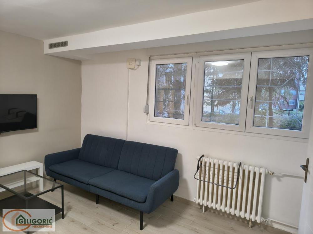 Stan na prodaju u Beogradu, Mirijevo, jednoiposoban, 40m2, cena 80000 evra
