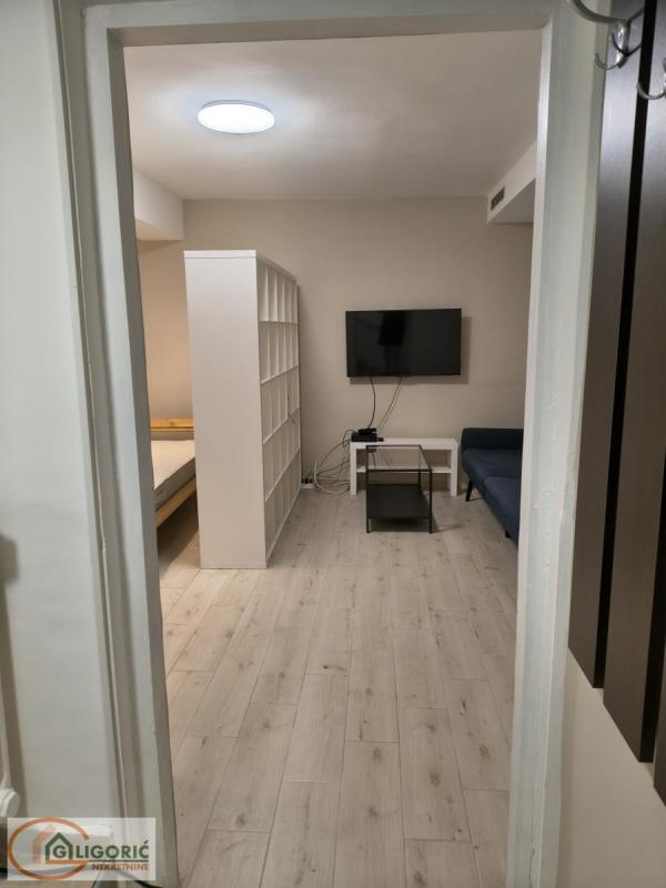 Stan na prodaju u Beogradu, Mirijevo, jednoiposoban, 40m2, cena 80000 evra