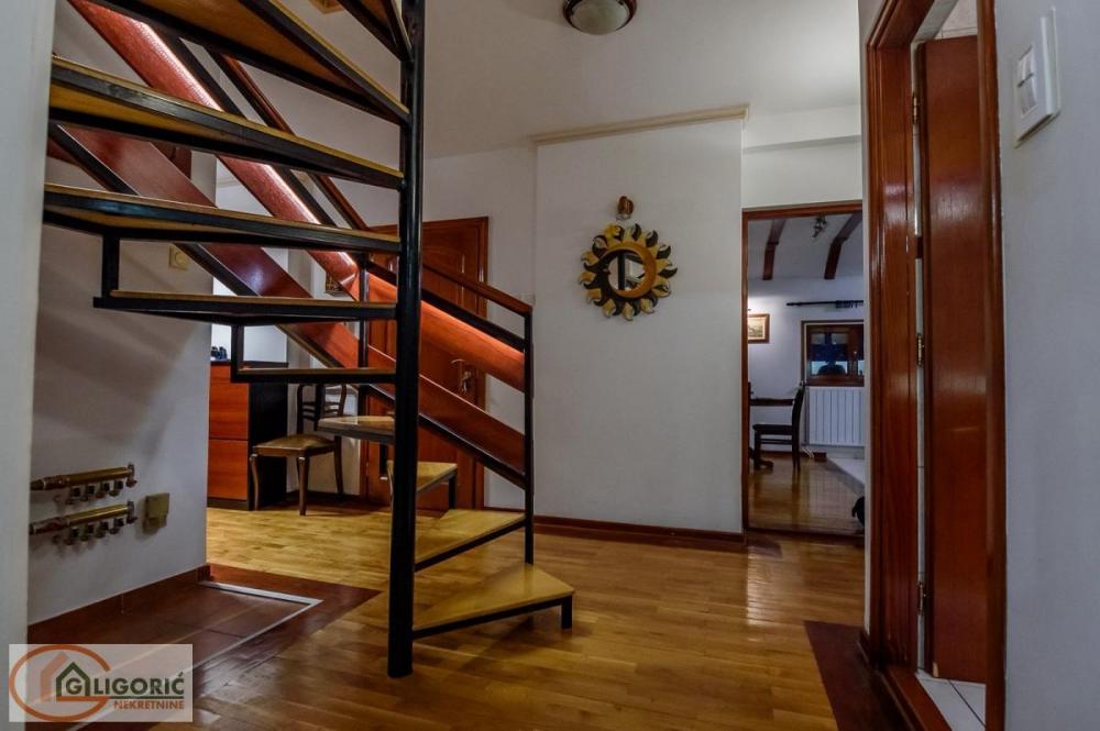 Stan na prodaju u Beogradu, Beograd (centar), cetvorosoban, 104m2, cena 395000 evra