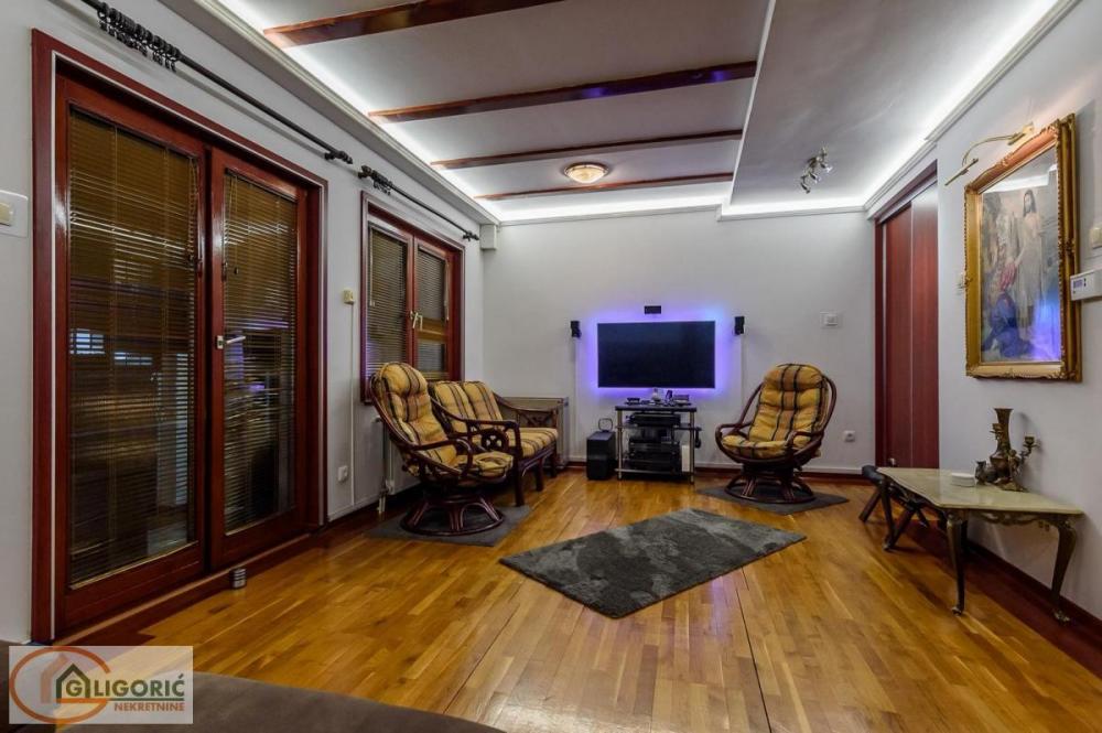 Stan na prodaju u Beogradu, Beograd (centar), cetvorosoban, 104m2, cena 395000 evra