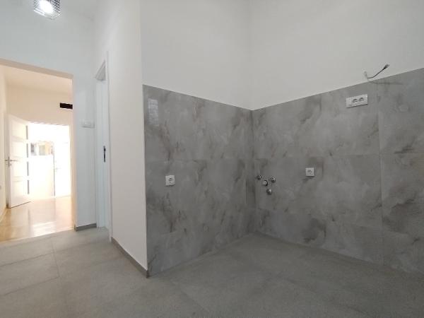 Stan na prodaju u Beogradu, Senjak, dvosoban, 40m2, cena 136000 evra