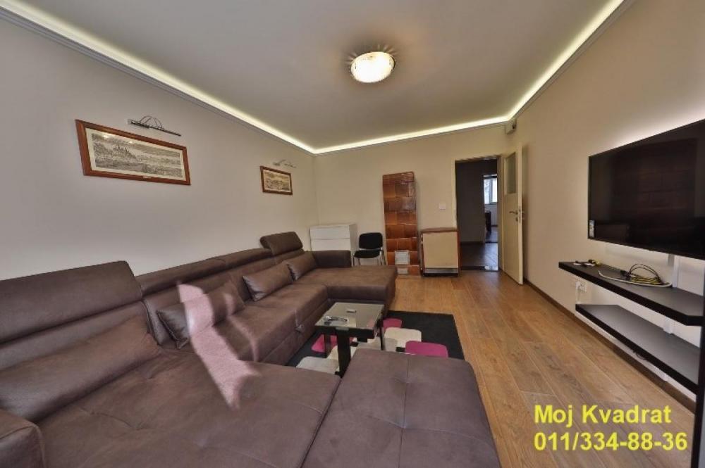Stan na prodaju u Beogradu, Botanička bašta, dvosoban, 65m2, cena 299000 evra