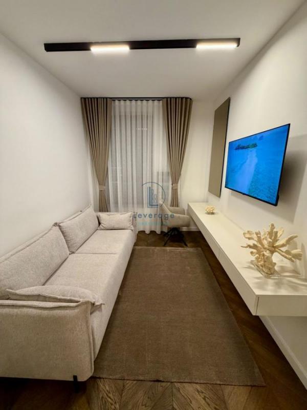 Stan na prodaju u Beogradu, Beograd na vodi, trosoban, 82m2, cena 435000 evra