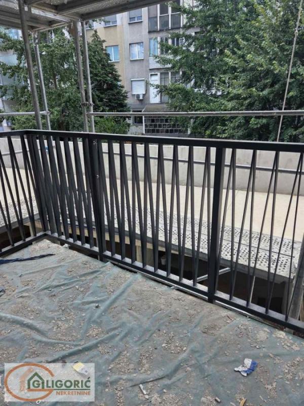 Stan na prodaju u Beogradu, Vukov spomenik, trosoban, 66m2, cena 318000 evra