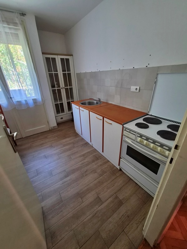 Stan na prodaju u Beogradu, Karaburma, dvosoban, 50m2, cena 149000 evra