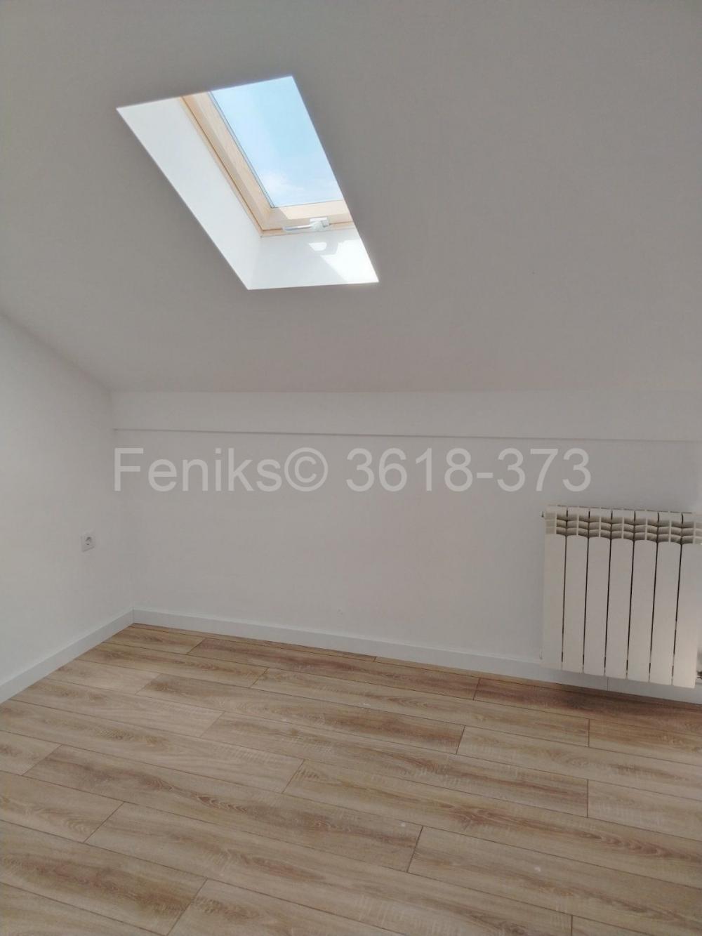 Stan na prodaju u Beogradu, Surčin, jednoiposoban, 62m2, cena 102000 evra