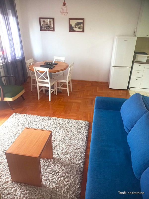 Stan na prodaju u Beogradu, Zemun, dvoiposoban, 60m2, cena 121500 evra