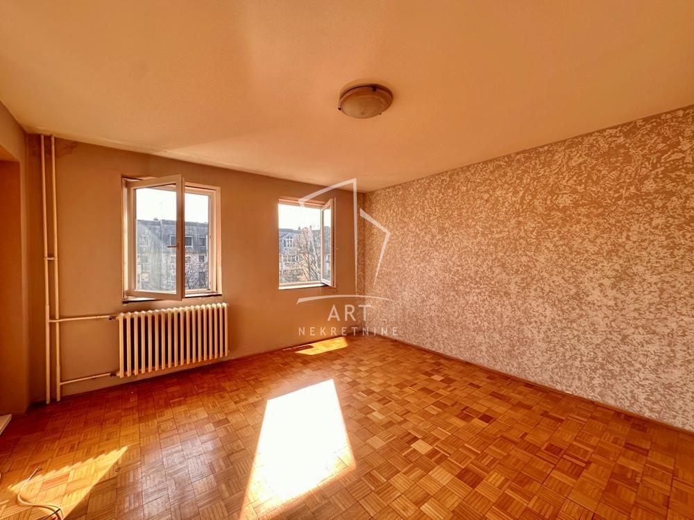 Stan na prodaju u Beogradu, Novi Beograd, dvoiposoban, 65m2, cena 198000 evra