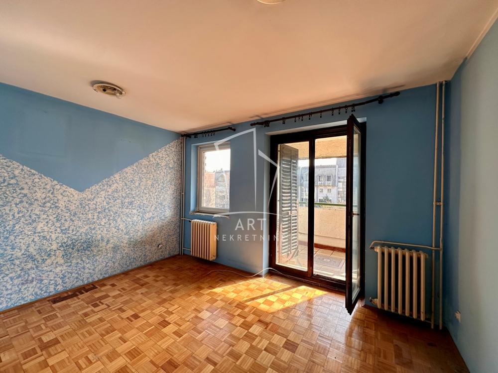 Stan na prodaju u Beogradu, Novi Beograd, dvoiposoban, 65m2, cena 198000 evra