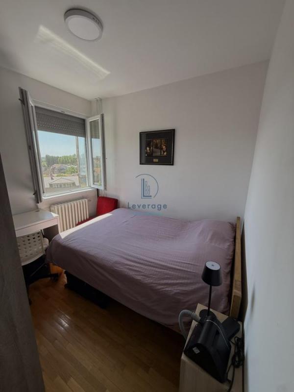 Stan na prodaju u Beogradu, Borča, trosoban, 75m2, cena 159000 evra