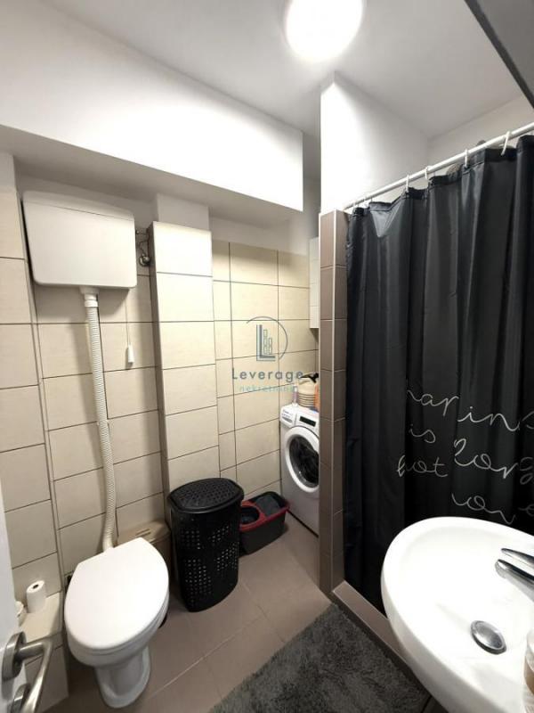 Stan na prodaju u Beogradu, Borča, trosoban, 75m2, cena 159000 evra
