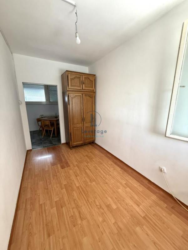 Stan na prodaju u Beogradu, Borča, trosoban, 75m2, cena 159000 evra