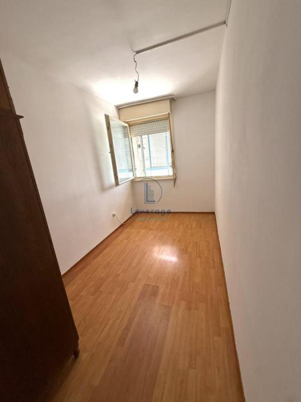Stan na prodaju u Beogradu, Borča, trosoban, 75m2, cena 159000 evra