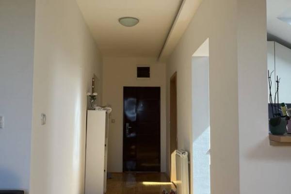 Stan na prodaju u Beogradu, Gornji grad, trosoban, 70m2, cena 175000 evra