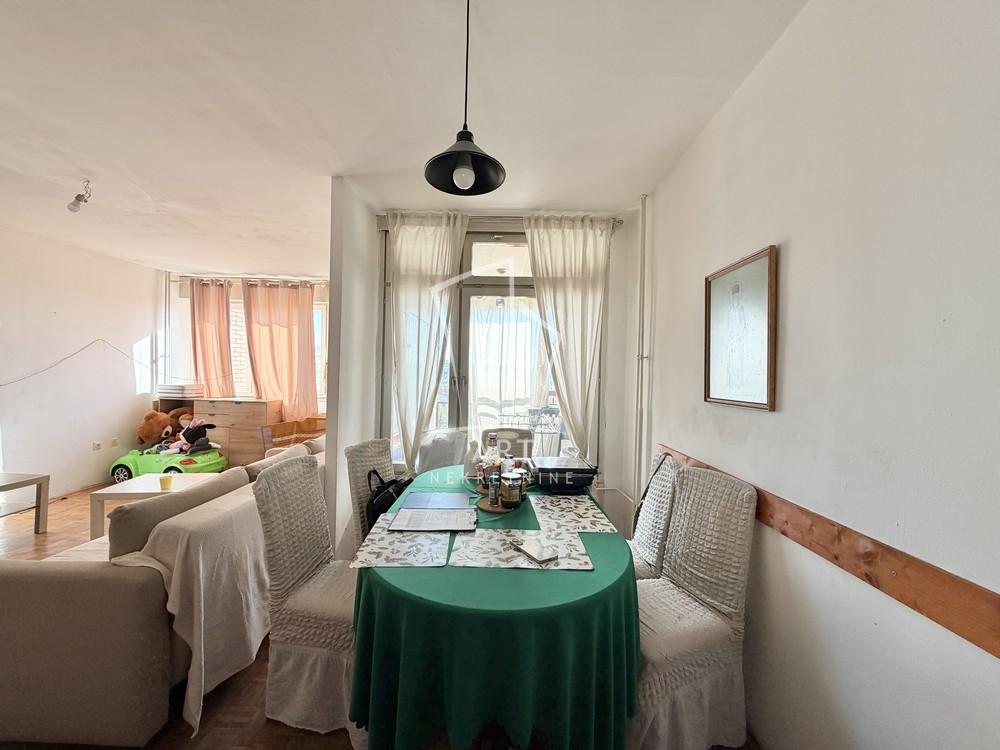 Stan na prodaju u Beogradu, Banjica, cetvorosoban, 84m2, cena 240000 evra