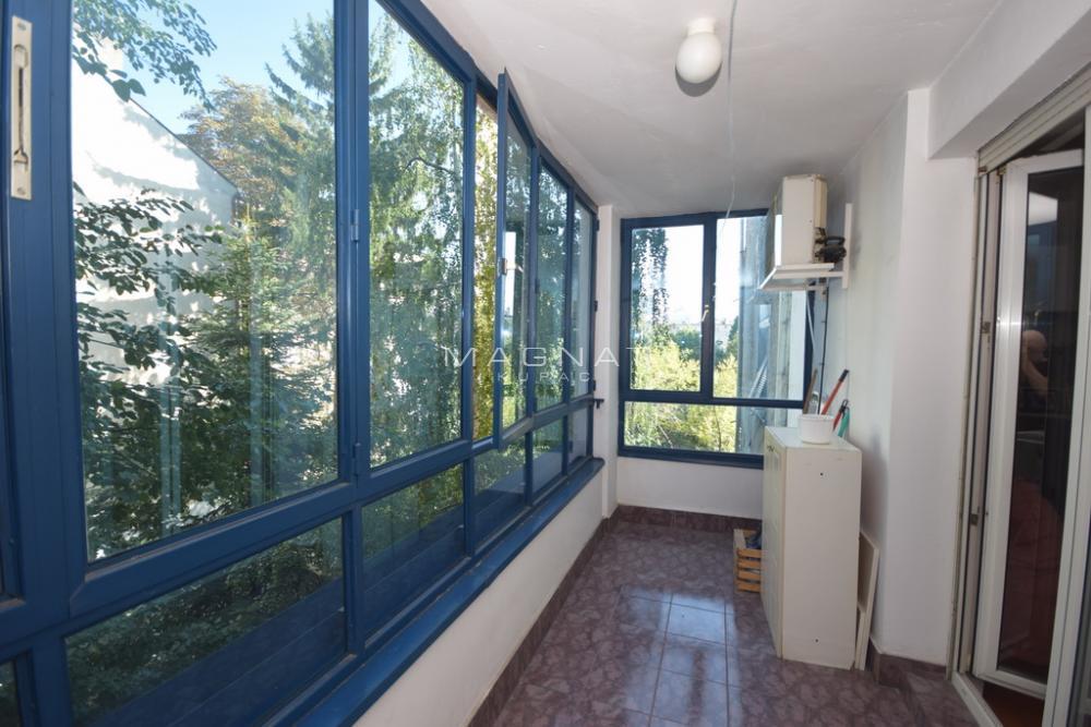 Stan na prodaju u Beogradu, Vračar, cetvorosoban, 105m2, cena 485000 evra