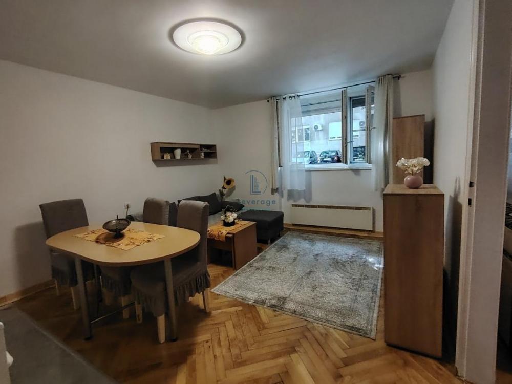 Stan na prodaju u Beogradu, Zemun Kej, dvosoban, 38m2, cena 150000 evra
