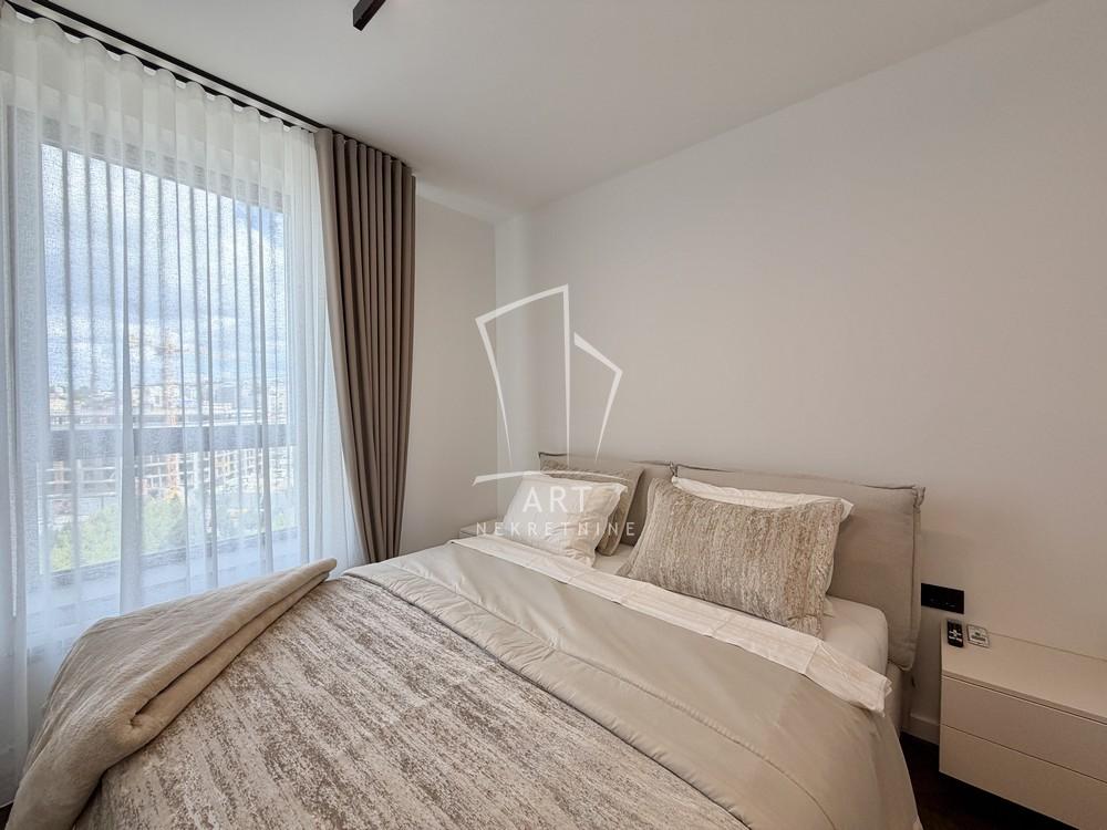 Stan na prodaju u Beogradu, Beograd na vodi, trosoban, 82m2, cena 435000 evra