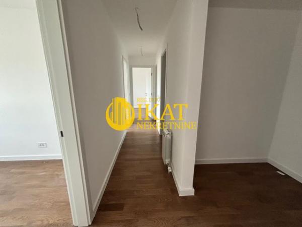 Stan na prodaju u Beogradu, Gornji grad, troiposoban, 95m2, cena 269838 evra