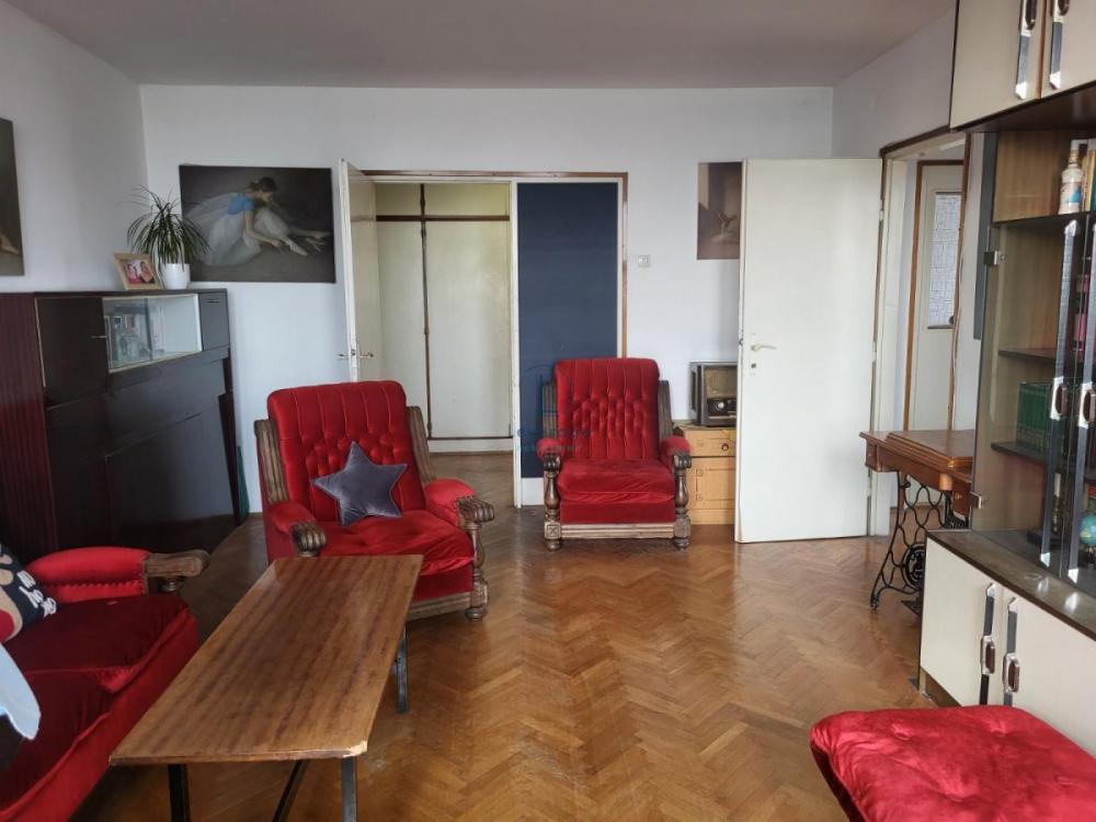 Stan na prodaju u Beogradu, Fontana, dvosoban, 77m2, cena 205000 evra