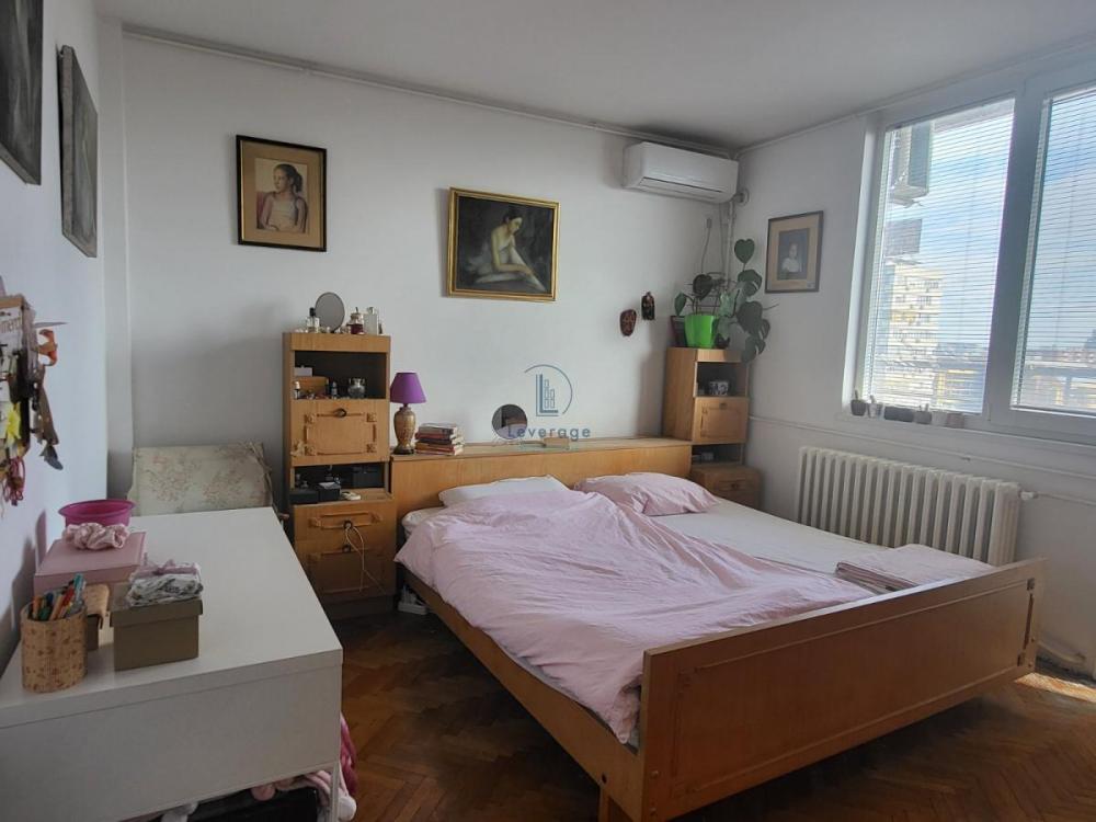 Stan na prodaju u Beogradu, Fontana, dvosoban, 77m2, cena 205000 evra
