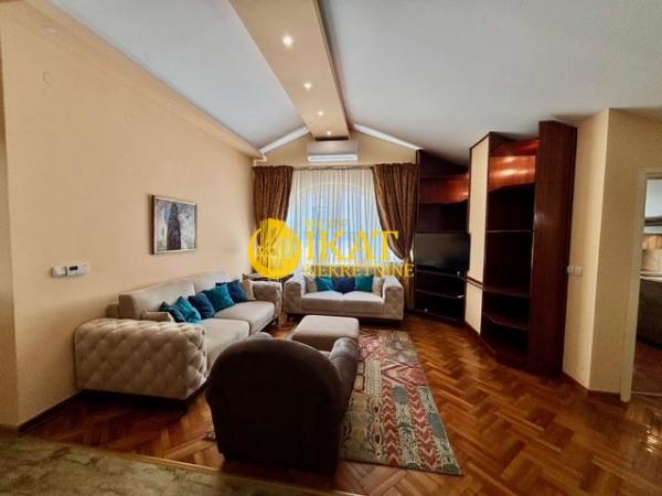 Stan na prodaju u Beogradu, Voždovac, dvosoban, 76m2, cena 295000 evra