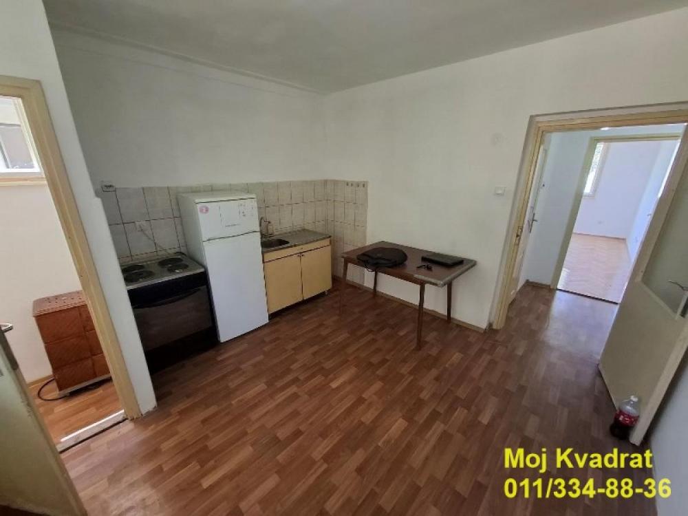 Stan na prodaju u Beogradu, Žarkovo, dvosoban, 56m2, cena 167000 evra