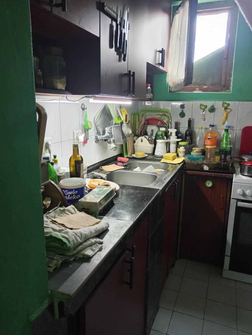 Stan na prodaju u Beogradu, Surčin, 209m2, cena 260000 evra