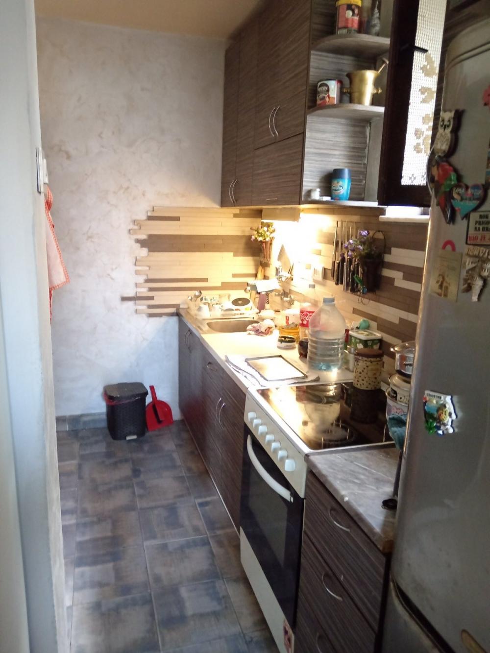 Stan na prodaju u Beogradu, Surčin, 209m2, cena 260000 evra