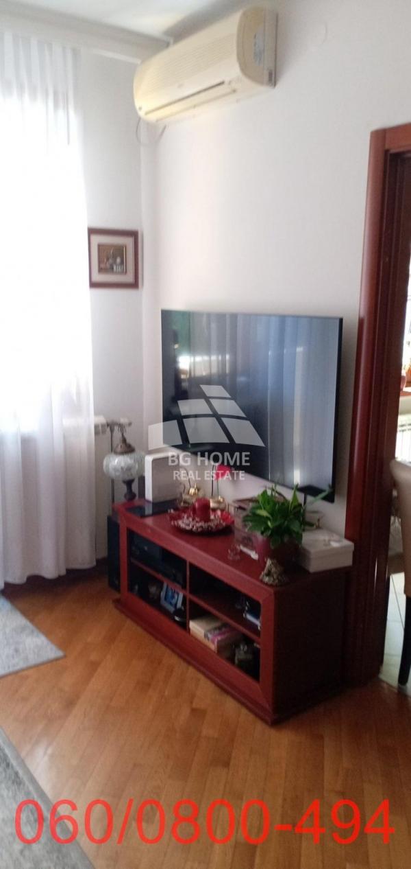 Stan na prodaju u Beogradu, Kalenić pijaca, dvosoban, 52m2, cena 265000 evra