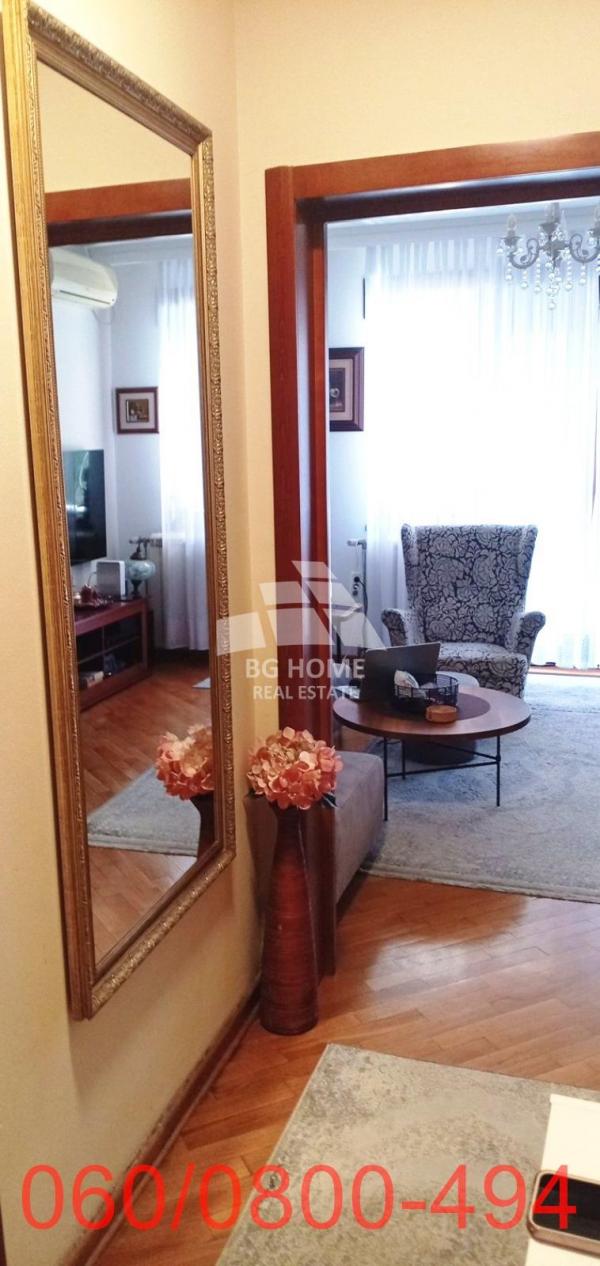 Stan na prodaju u Beogradu, Kalenić pijaca, dvosoban, 52m2, cena 265000 evra