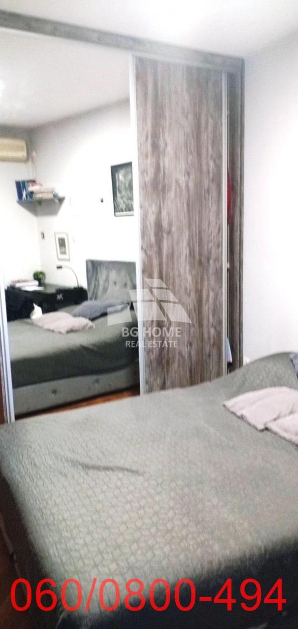 Stan na prodaju u Beogradu, Kalenić pijaca, trosoban, 70m2, cena 350000 evra