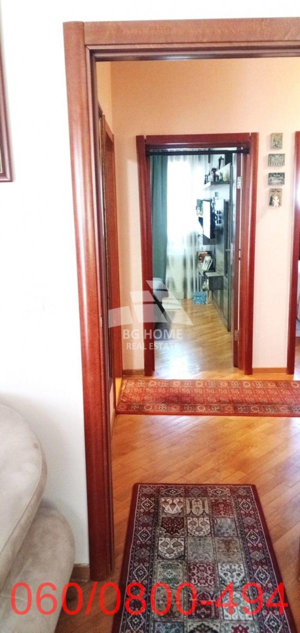 Stan na prodaju u Beogradu, Kalenić pijaca, trosoban, 70m2, cena 350000 evra