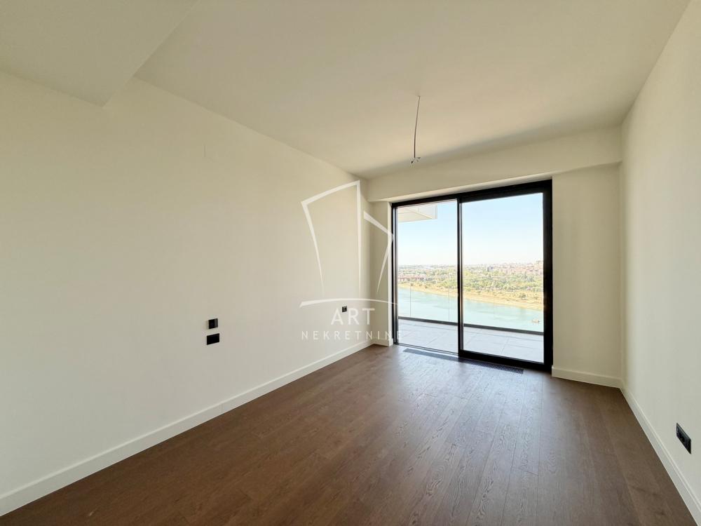 Stan na prodaju u Beogradu, Beograd na vodi, cetvorosoban, 150m2, cena 969000 evra